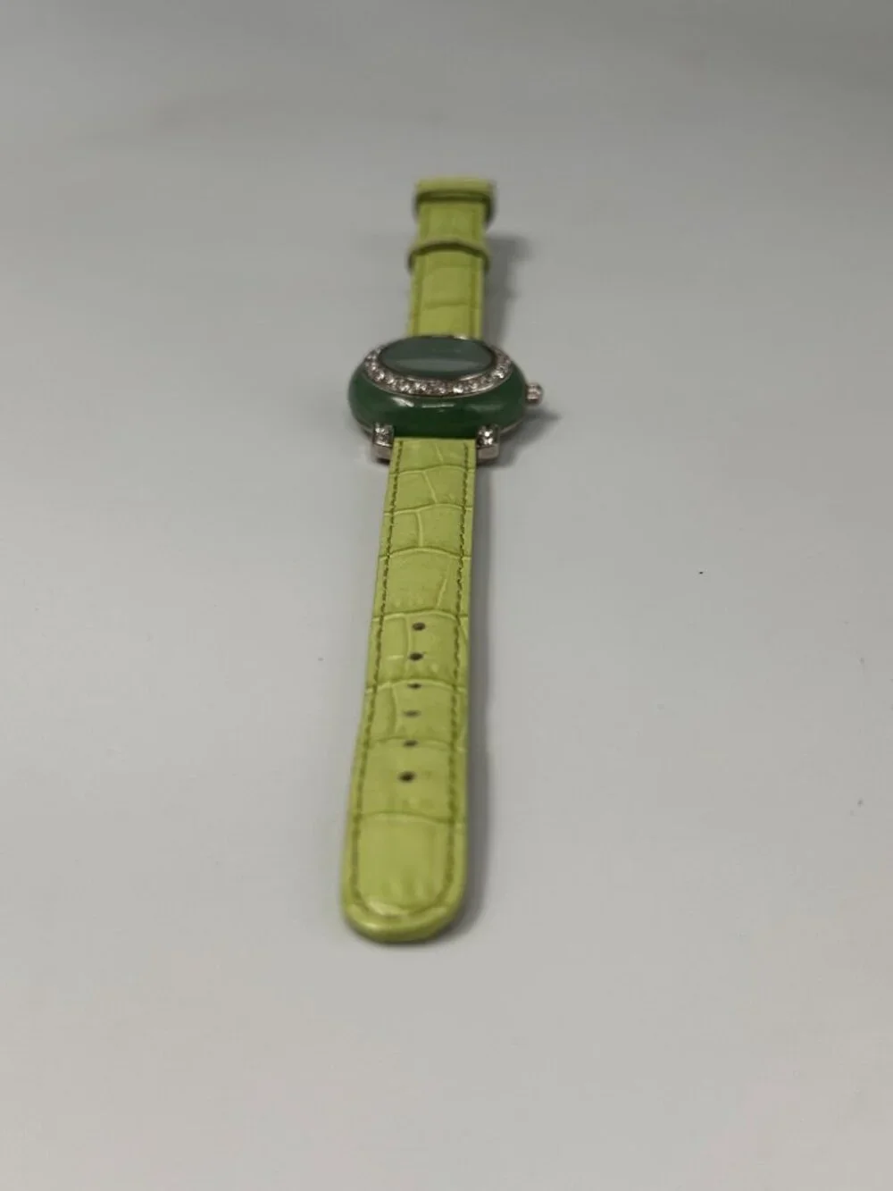 Precious Time Watch Women Silver Tone Green Leather Band New Battery 9 Inch